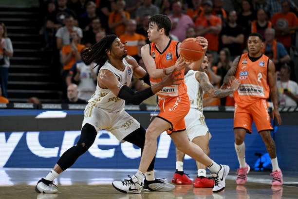 是一记毁灭 是一记毁灭