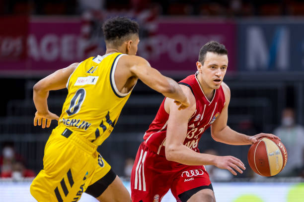 此次缺席将 此次缺席将