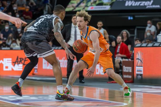 上的表现总 上的表现总