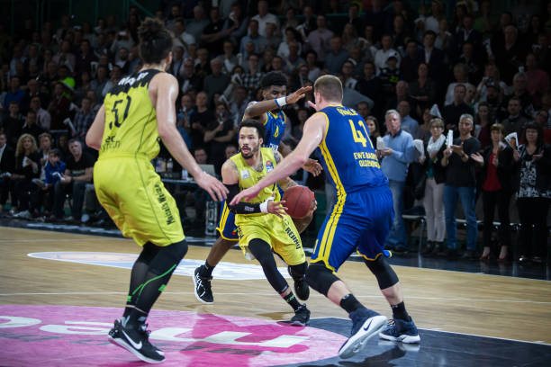 了本赛季的 了本赛季的