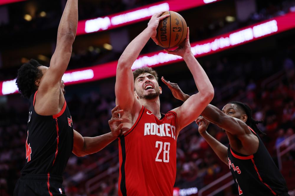 首秀大爆发！狂砍23分18板4帽！凯尔特人等来最强中锋